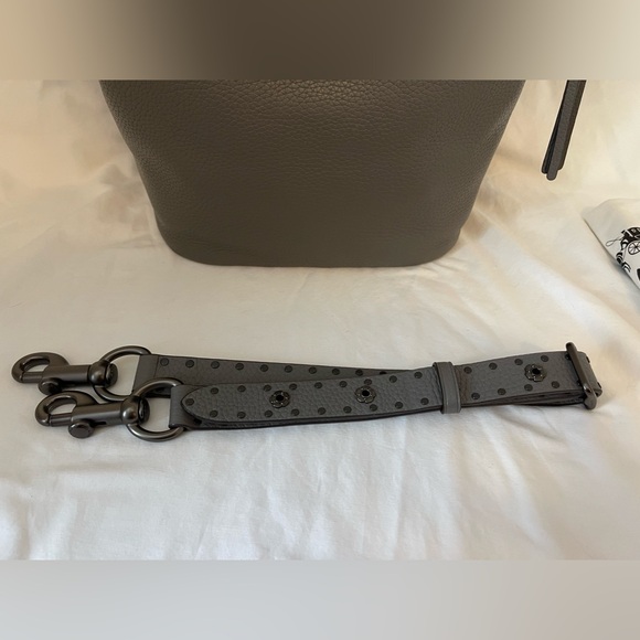 Coach Duffle With Rivets - Picture 3 of 12